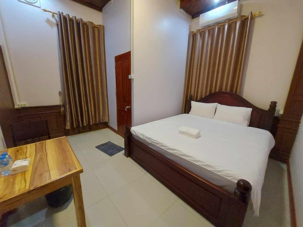 Inthavong Hotel/Guest House Vang Vieng Eksteriør billede
