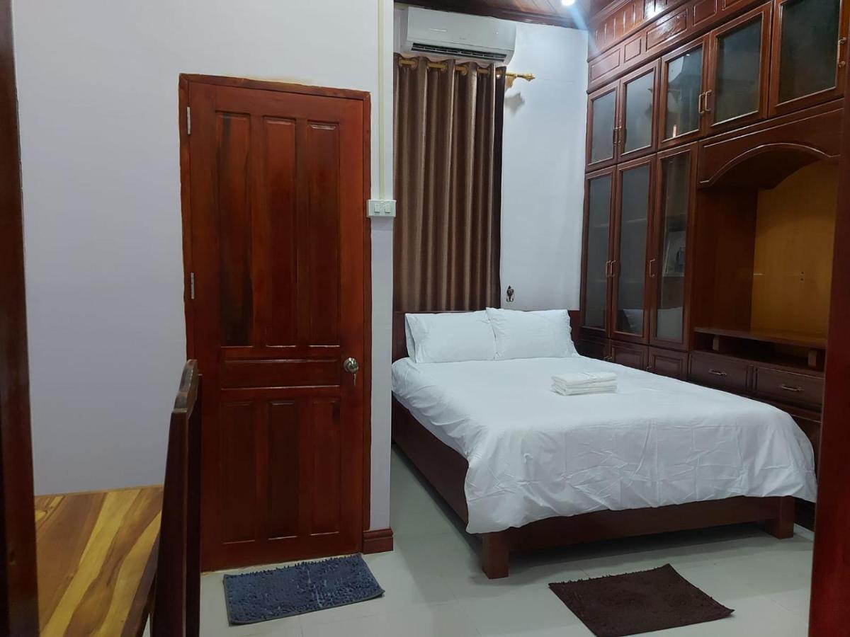 Inthavong Hotel/Guest House Vang Vieng Eksteriør billede